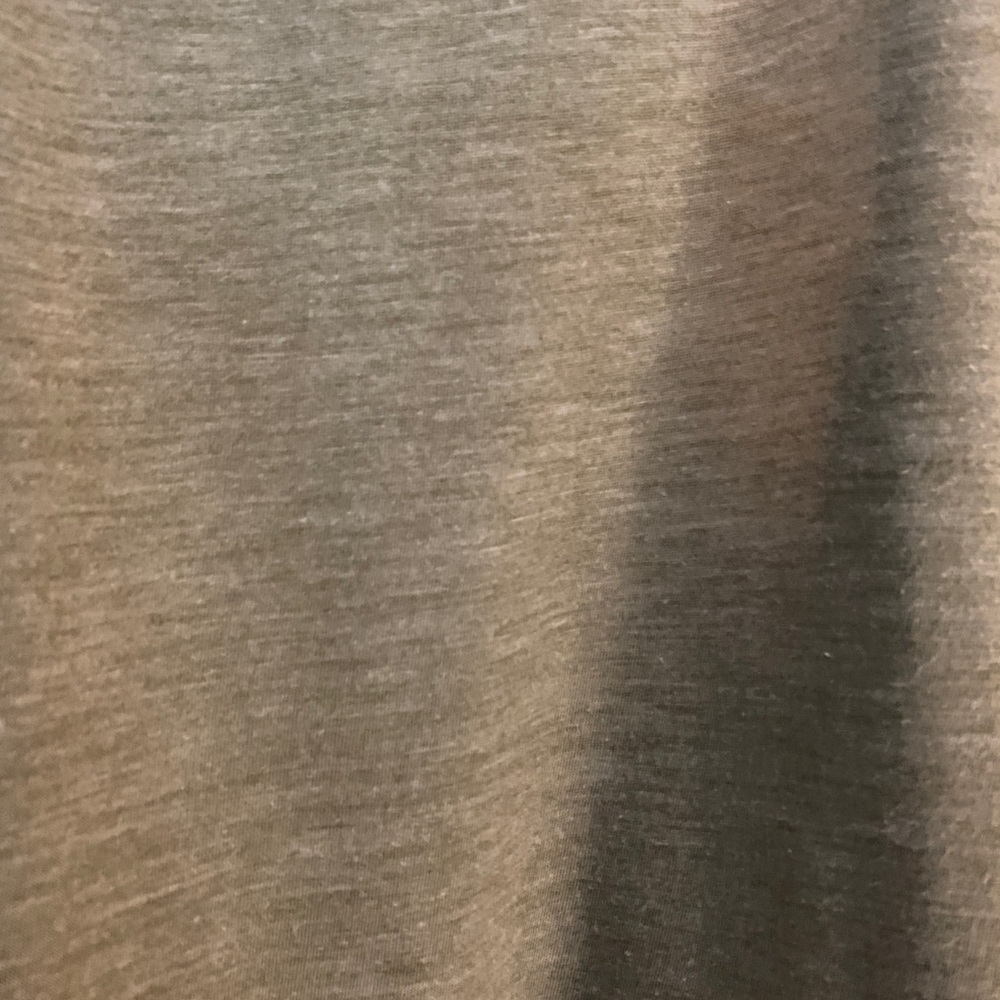 VS olive heathered tank - Picture 3 of 6